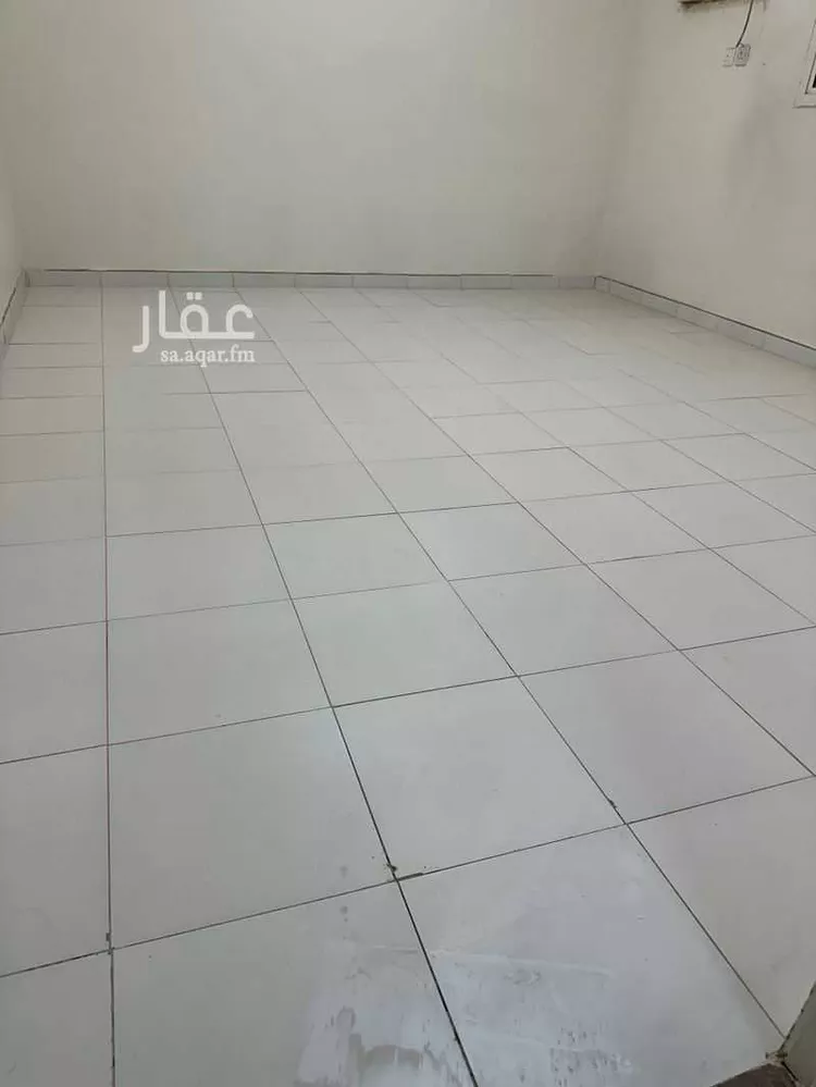 دور للإيجار في شارع العطوف, حي إشبيلية, مدينة الرياض, منطقة الرياض صورة 3