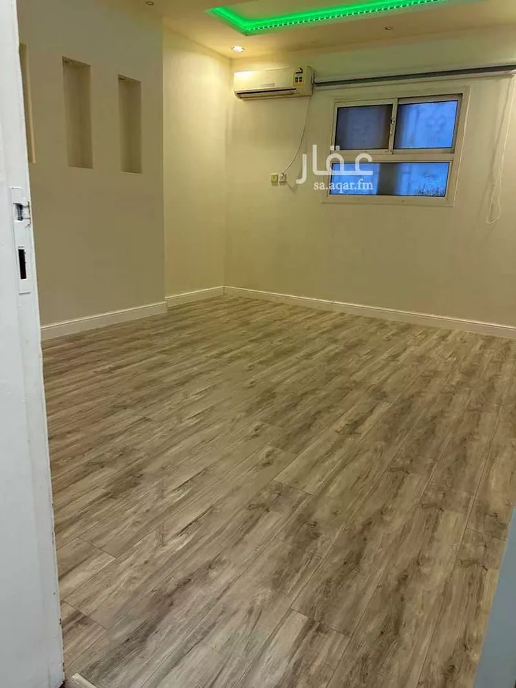 دور للإيجار في شارع العطوف, حي إشبيلية, مدينة الرياض, منطقة الرياض صورة 2