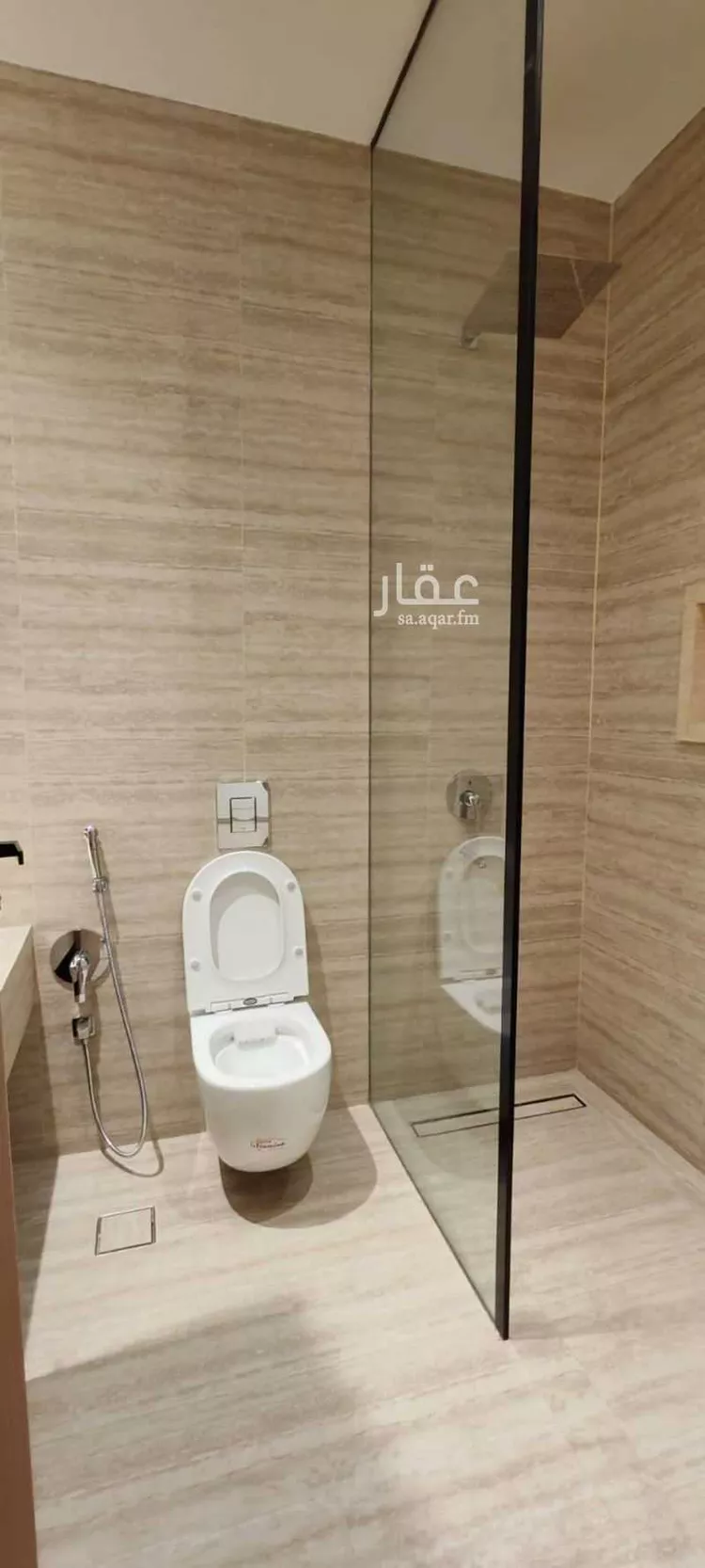 Floor for Sale in Riyadh Al Arid 9