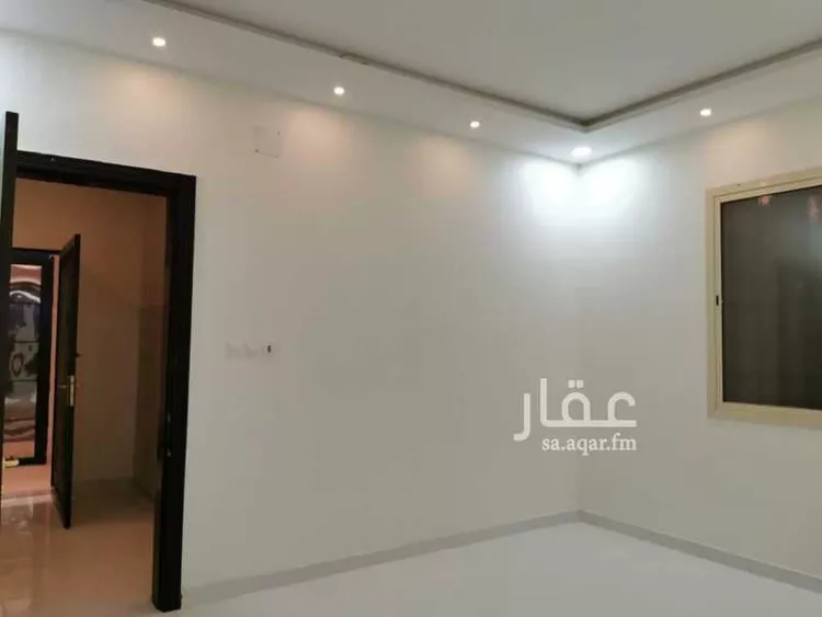 فيلا للبيع في شارع أبي عبدالله محمد بن أيوب, حي المهدية, مدينة الرياض, منطقة الرياض صورة 3