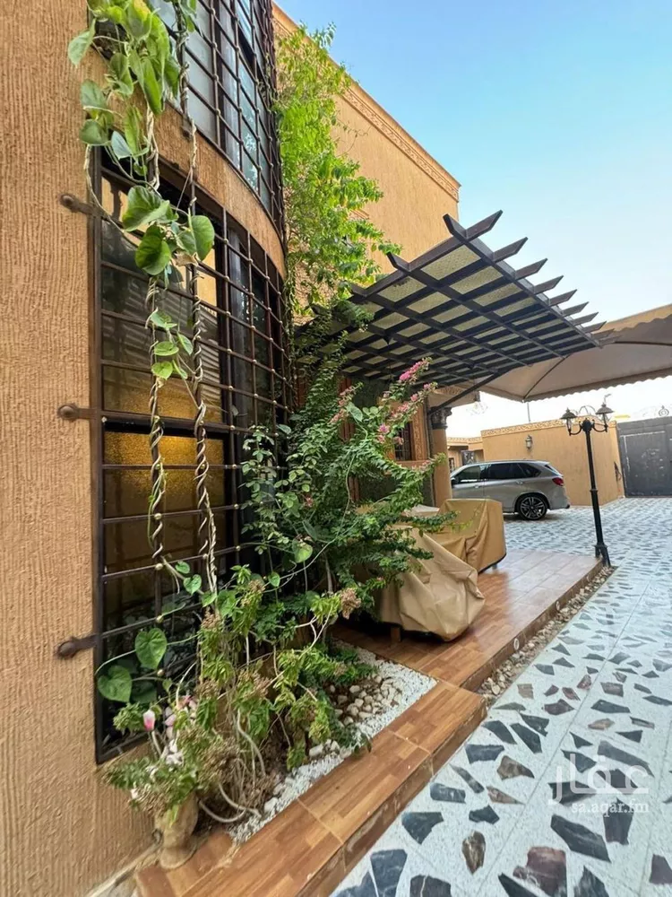 فيلا للبيع في شارع التاج, حي لبن, مدينة الرياض, منطقة الرياض صورة 5