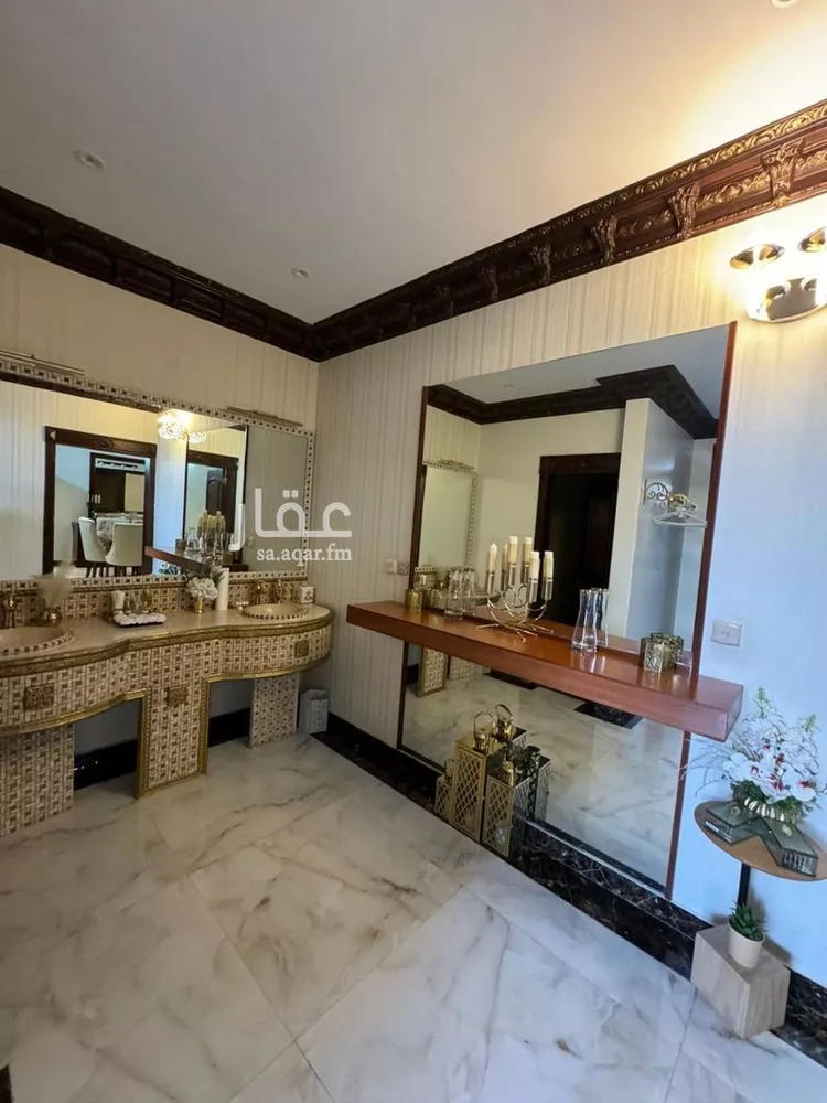 فيلا للبيع في شارع التاج, حي لبن, مدينة الرياض, منطقة الرياض صورة 2