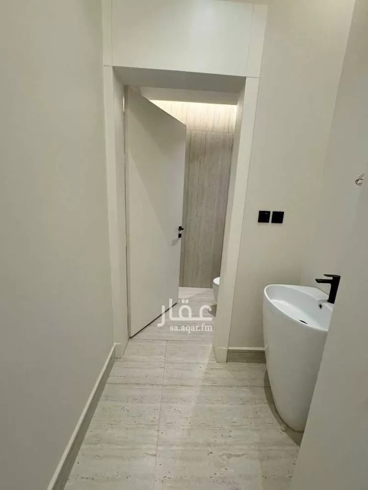 شقة للبيع في شارع سعيد بن عبدالله باقشير, حي المهدية, مدينة الرياض, منطقة الرياض 24