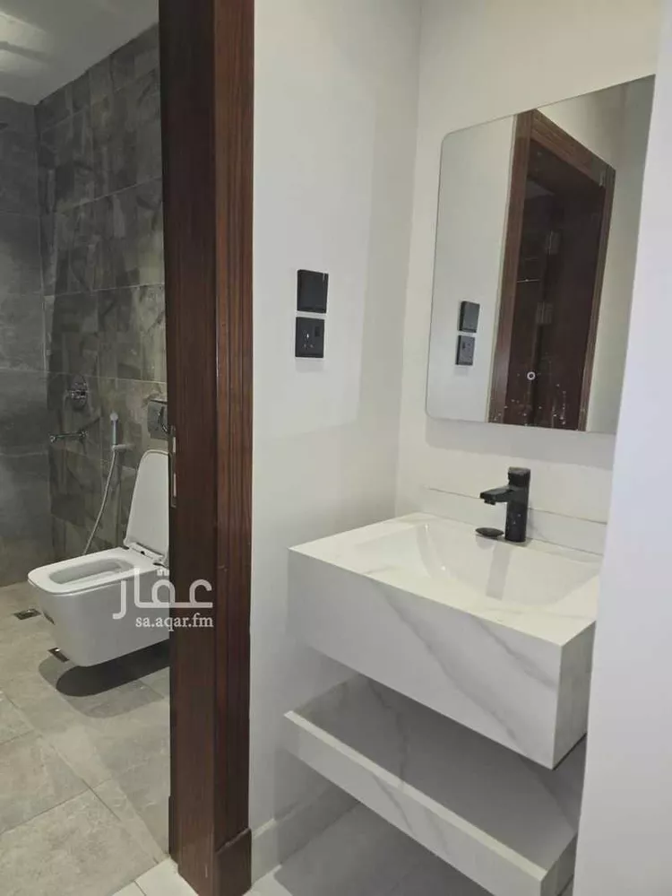 شقة للإيجار في حي الحمراء, مدينة الخبر, المنطقة الشرقية