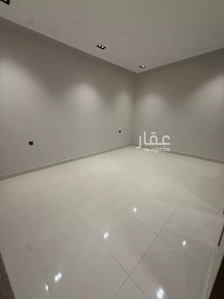 دور للبيع في شارع عنيزة, حي اليرموك, مدينة الرياض, منطقة الرياض صورة 4