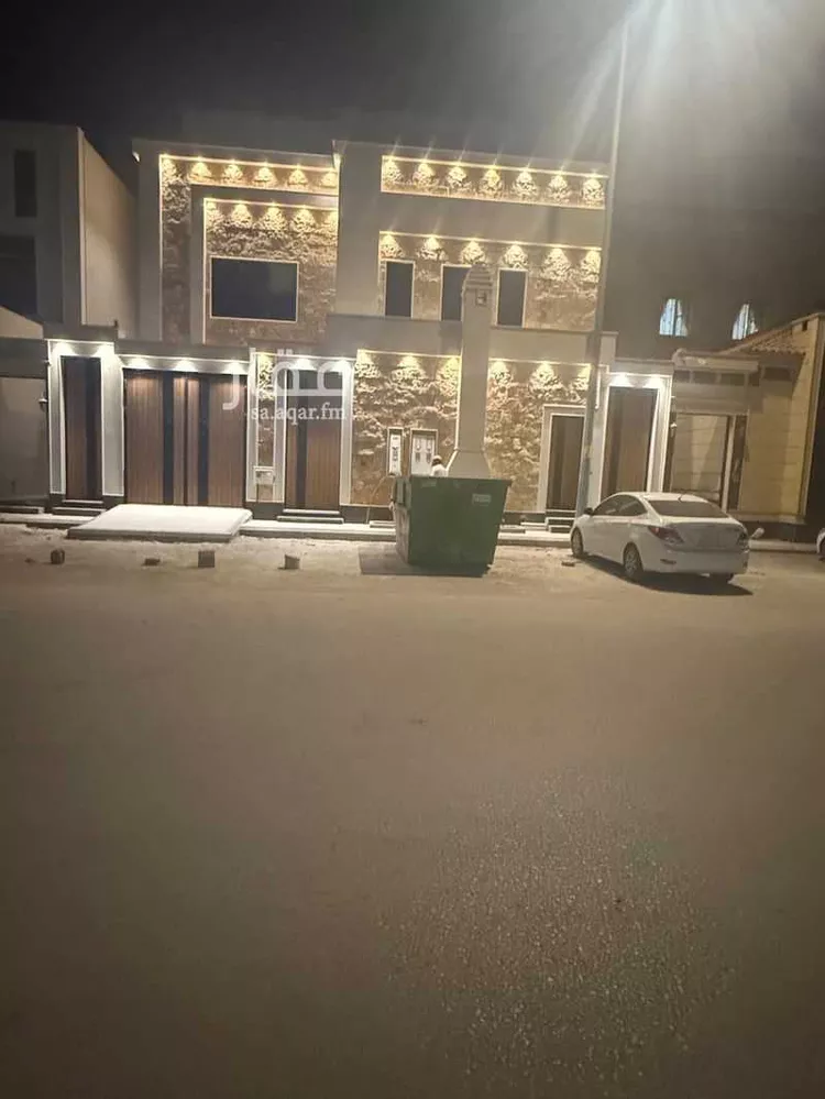 فيلا للبيع في شارع ادرار, حي القادسية, مدينة الرياض, منطقة الرياض صورة 5