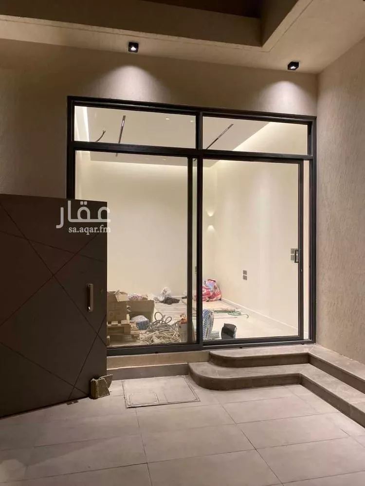 فيلا للبيع في شارع عمرو بن عروة, حي المهدية, مدينة الرياض, منطقة الرياض صورة 3