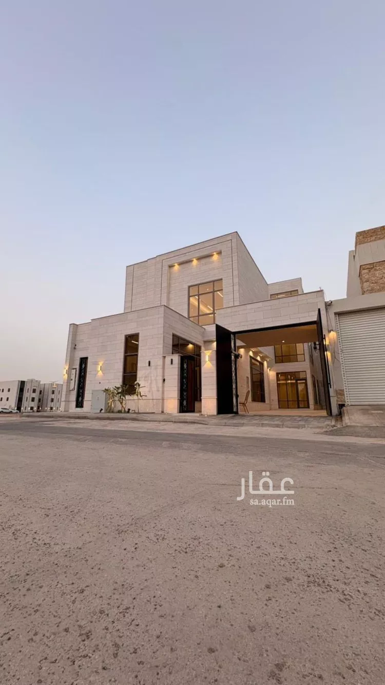 فيلا للبيع في شارع أحمد بن قطرب, حي المهدية, مدينة الرياض, منطقة الرياض صورة 4
