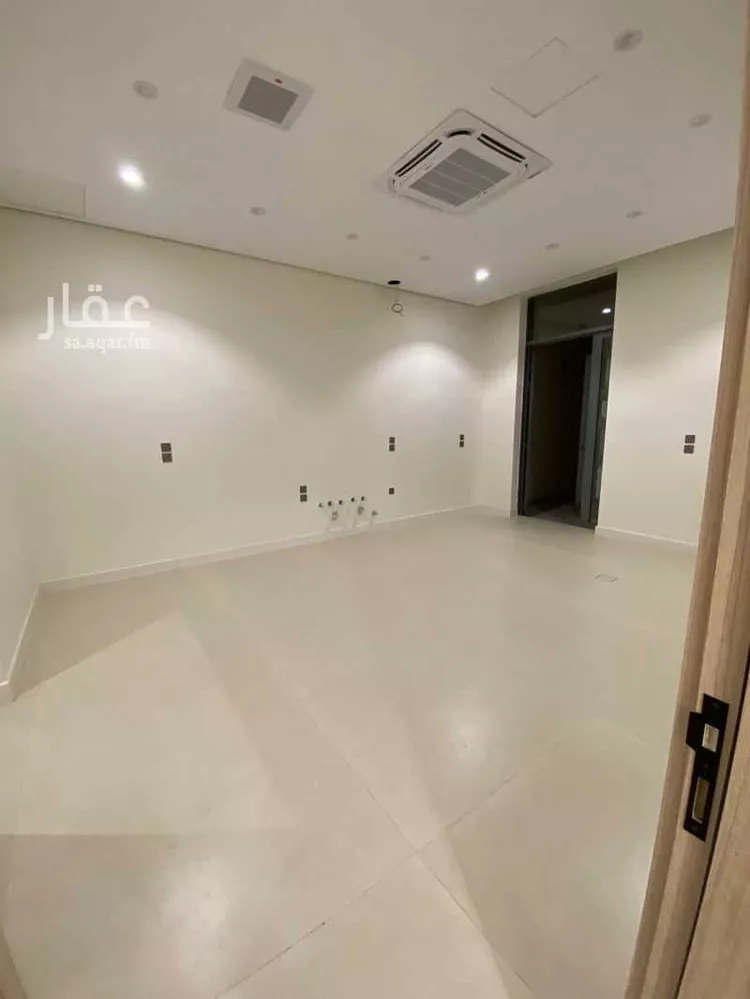 فيلا للبيع في شارع عمرو بن عروة, حي المهدية, مدينة الرياض, منطقة الرياض 8
