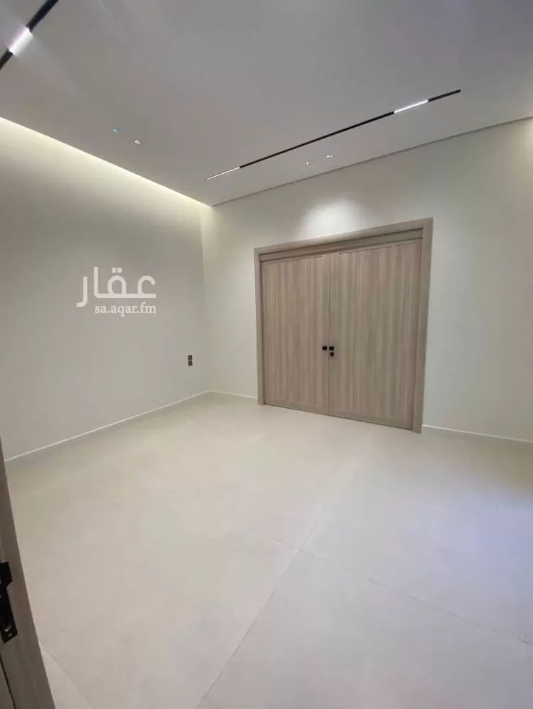 فيلا للبيع في شارع عمرو بن عروة, حي المهدية, مدينة الرياض, منطقة الرياض 8