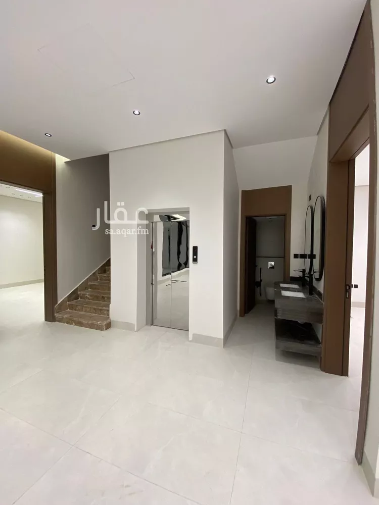 Villa for Sale in Riyadh Al Mahdiyah صورة 4