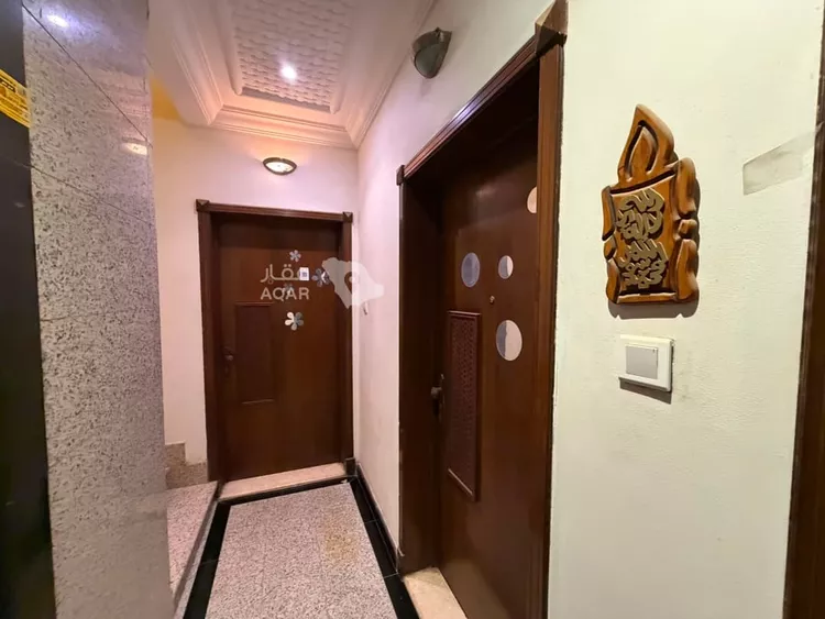 شقة للإيجار في شارع القاضي, حي العزيزية, مدينة جدة, منطقة مكة المكرمة 17