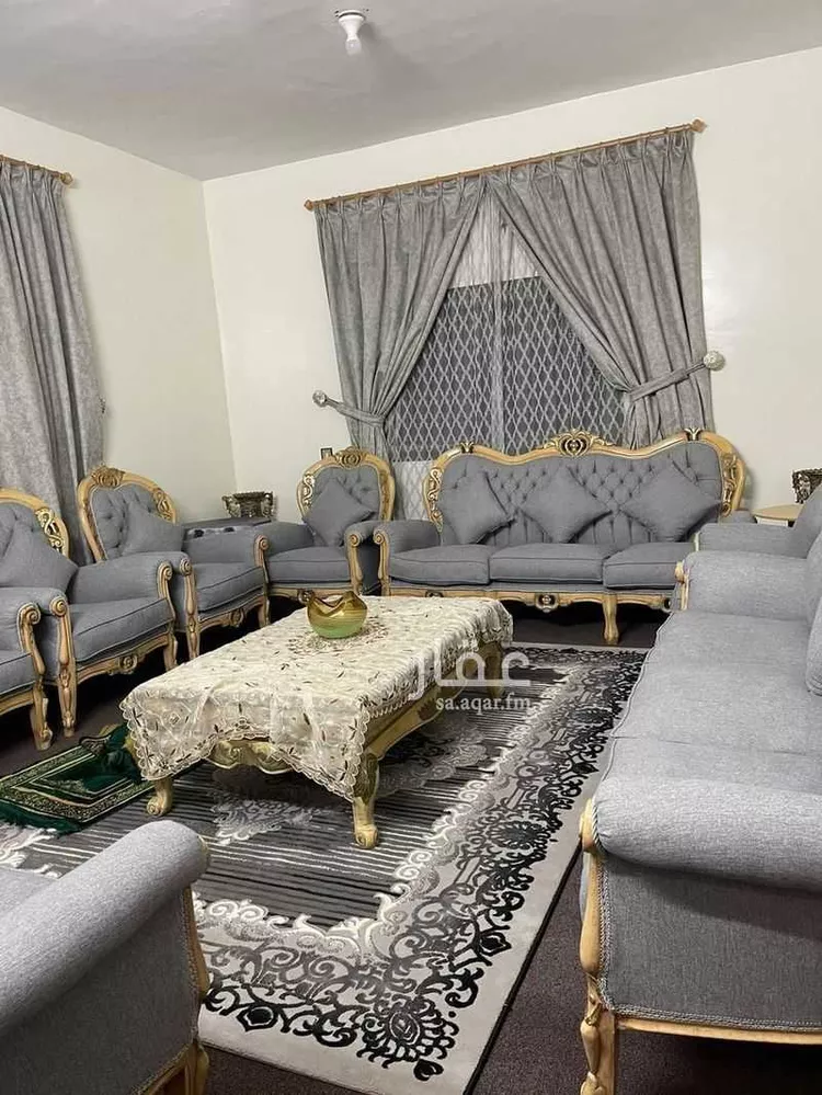 فيلا للبيع في شارع الهواري, حي القري, مدينة أبها, منطقة عسير صورة 5