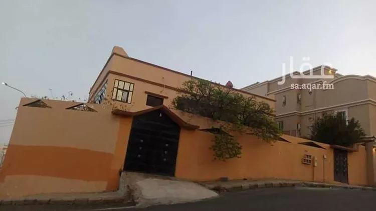 فيلا للبيع في شارع الهواري, حي القري, مدينة أبها, منطقة عسير