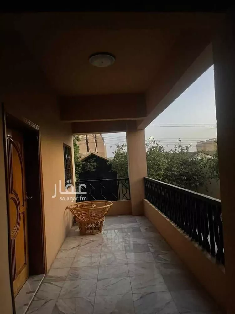 فيلا للبيع في شارع الهواري, حي القري, مدينة أبها, منطقة عسير صورة 5