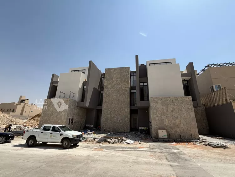 Floor for Sale in Riyadh An Narjis 4