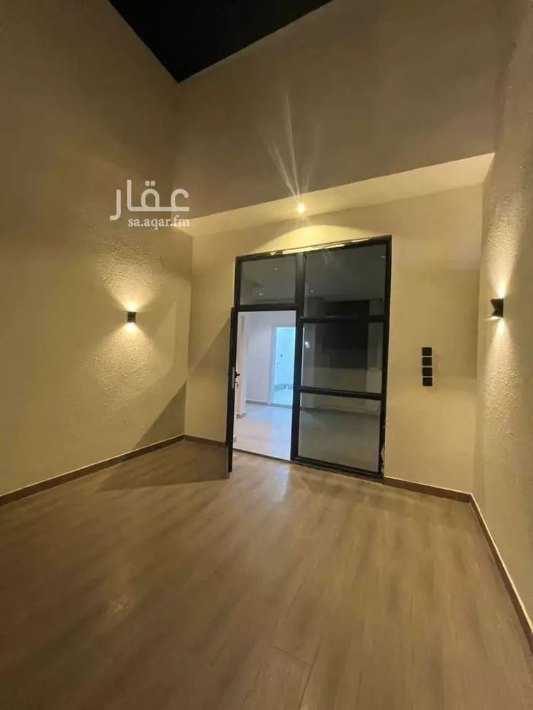 فيلا للبيع في شارع عثمان الرويني, حي القافلة, مدينة خميس مشيط, منطقة عسير صورة 2
