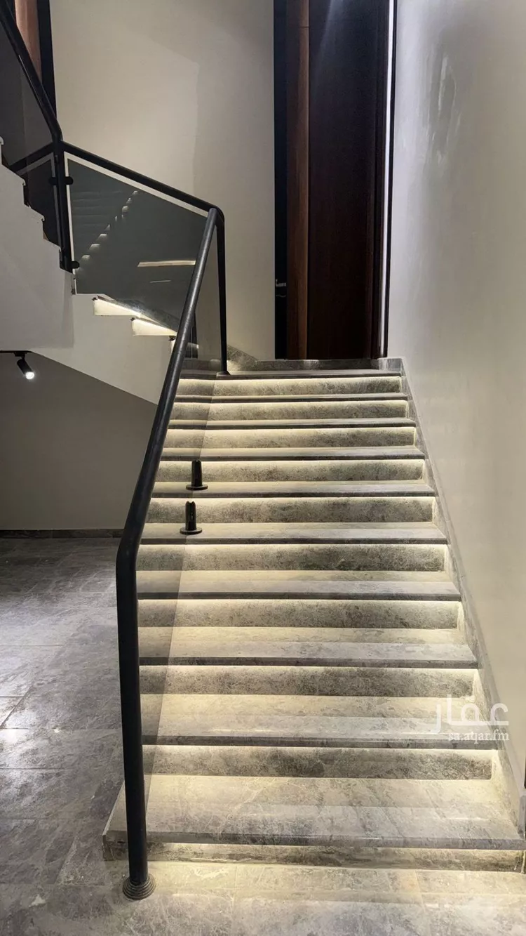 شقة للبيع في شارع شارع أبو بكر الصديق, حي الرحاب 1, مدينة جازان, منطقة جازان صورة 3