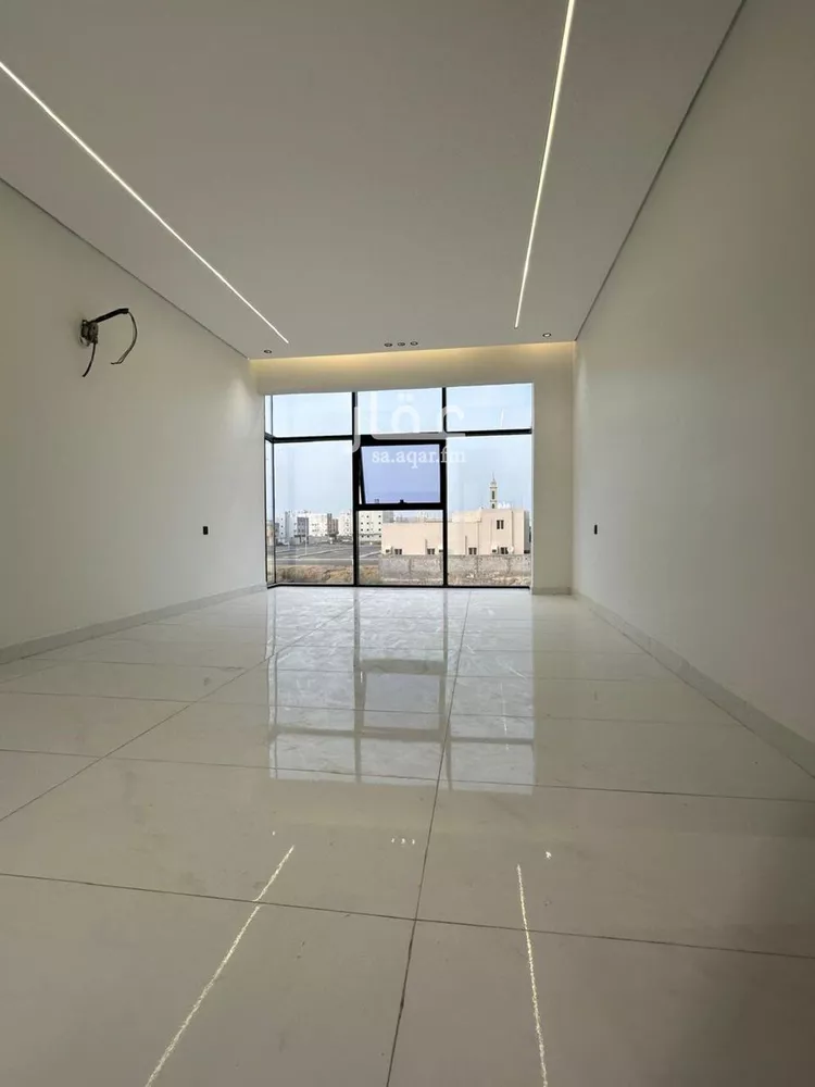 Floor for Sale in Jazan As Suways 6