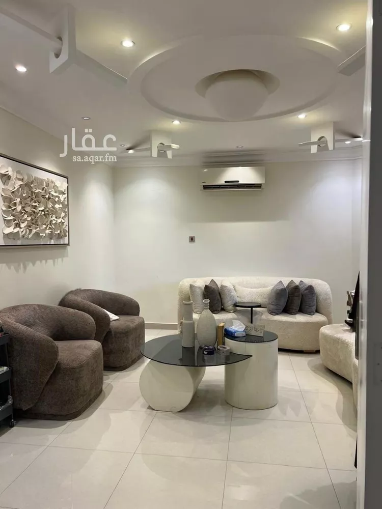 فيلا للبيع في شارع عبدالله بن نصير, حي ظهرة البديعة, مدينة الرياض, منطقة الرياض 15
