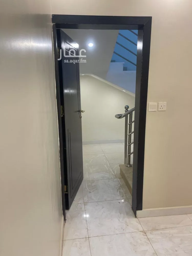 فيلا للبيع في شارع الورود, حي الورود, مدينة أبو عريش - أبو عريش, منطقة جازان صورة 3