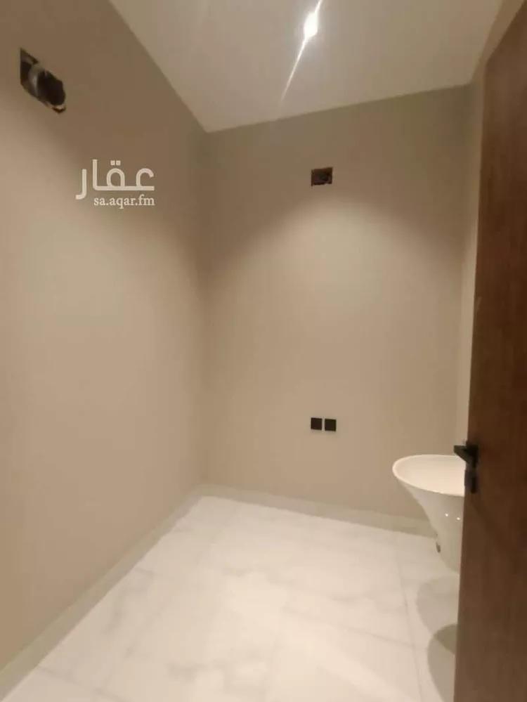 شقة للبيع في شارع الامير ثامر بن عبدالعزيز, حي الرحاب 2, مدينة جازان, منطقة جازان صورة 2