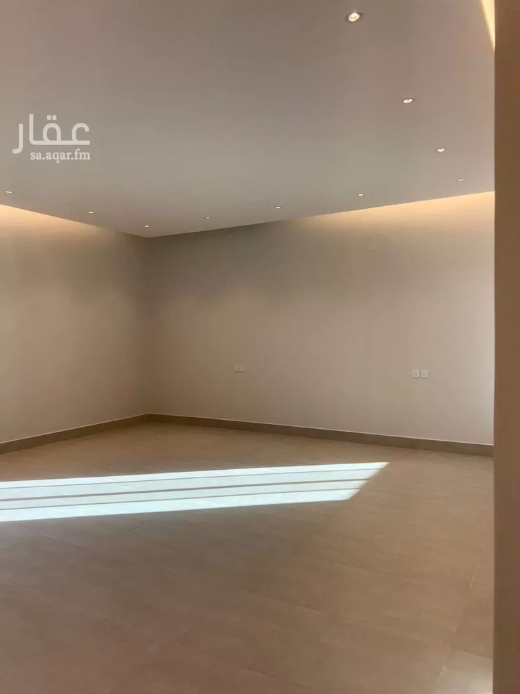 فيلا للبيع في شارع ممر96, حي ظهرة لبن, مدينة الرياض, منطقة الرياض صورة 3