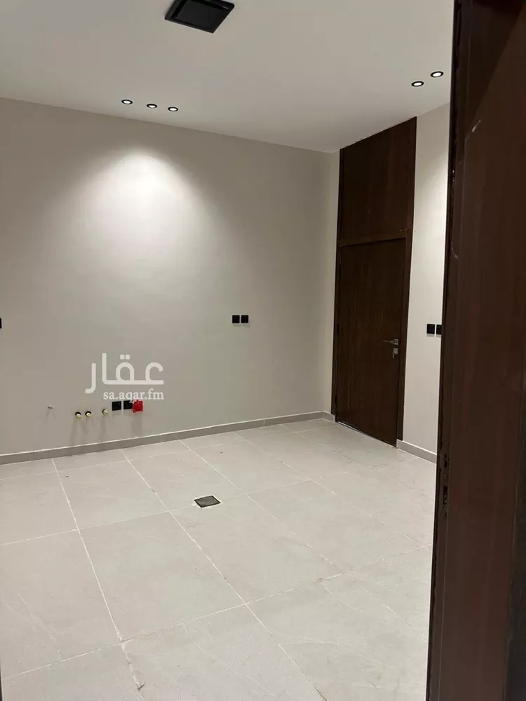 دور للبيع في شارع ربيعه الدارمي, حي الروضة, مدينة جازان, منطقة جازان 7