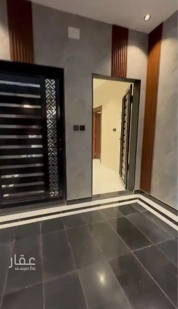 شقة للبيع في شارع شارع الامير ماجد بن عبد العزيز, حي الشاطئ, مدينة جازان, منطقة جازان صورة 2