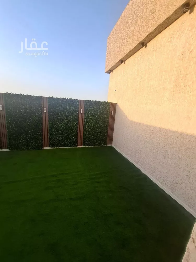 دور للبيع في شارع ام المؤمنين حفصة بنت عمر, حي الرحاب 1, مدينة جازان, منطقة جازان صورة 2