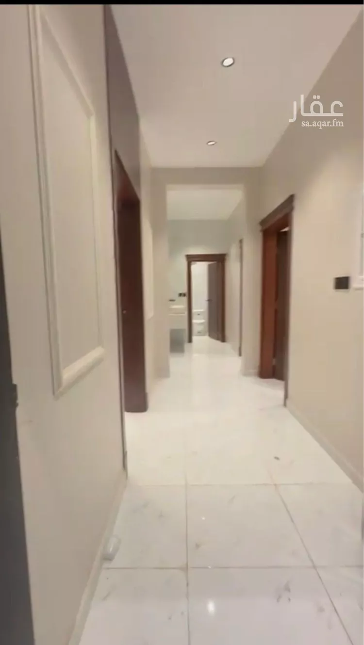 شقة للبيع في شارع شارع الامير ماجد بن عبد العزيز, حي الشاطئ, مدينة جازان, منطقة جازان