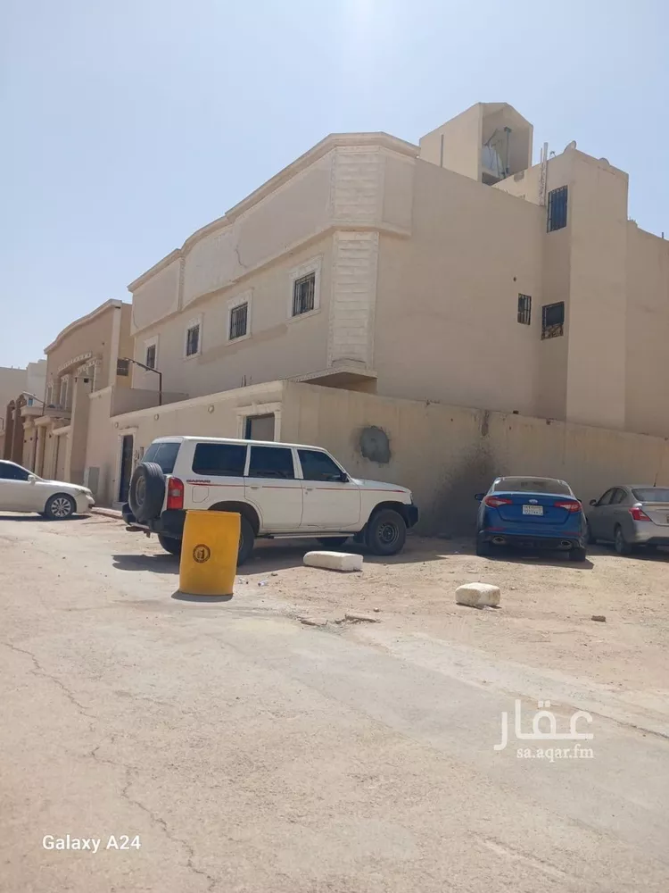 فيلا للبيع في شارع رقم 192, حي ظهرة لبن, مدينة الرياض, منطقة الرياض صورة 3