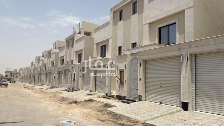 دور للبيع في شارع عبدالله السديس, حي بدر, مدينة الرياض, منطقة الرياض صورة 2