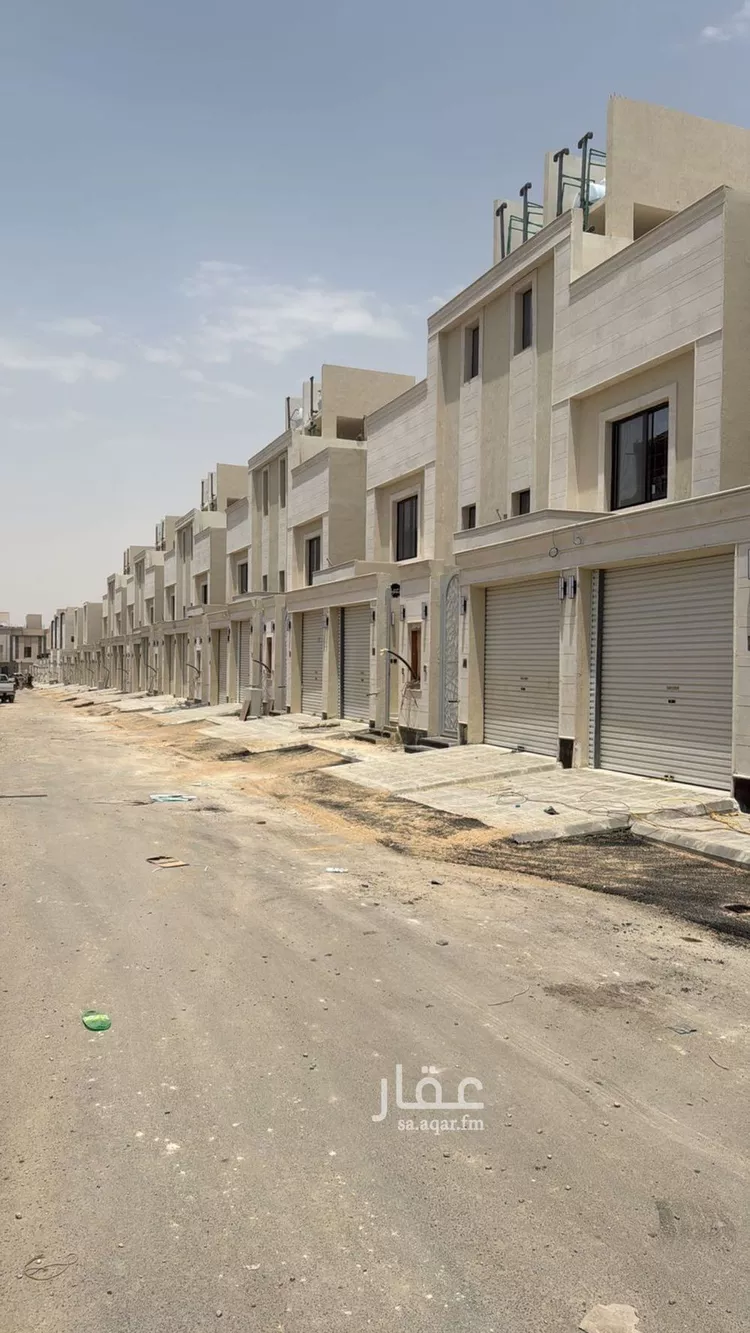 دور للبيع في شارع عبدالله السديس, حي بدر, مدينة الرياض, منطقة الرياض