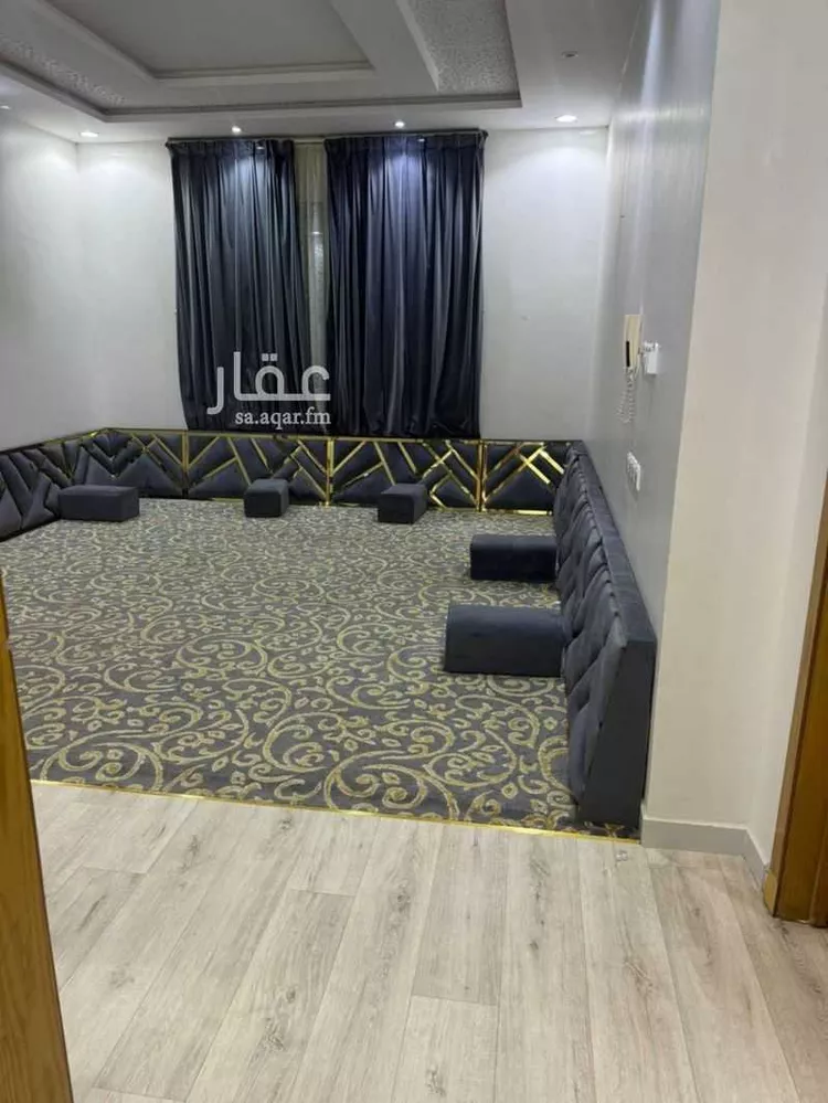 Floor for Sale in Riyadh Tuwaiq 15