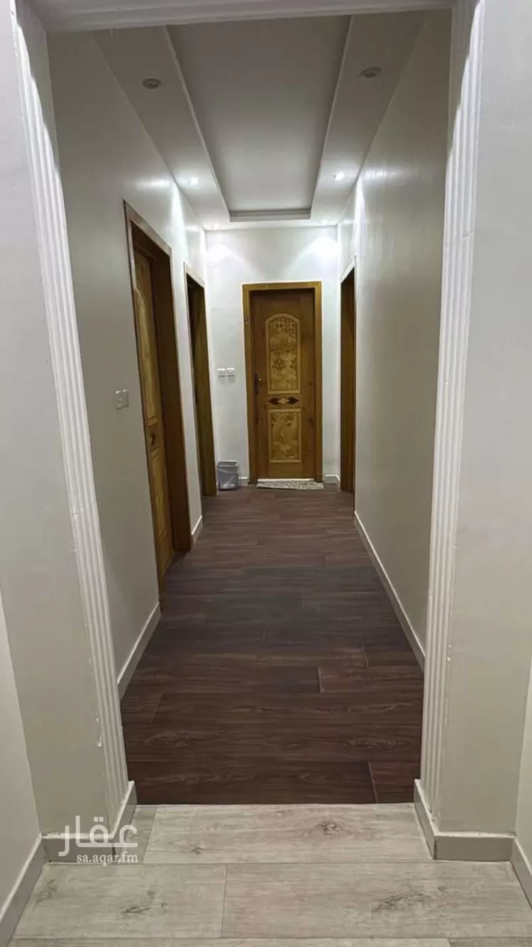 Floor for Sale in Riyadh Tuwaiq 18