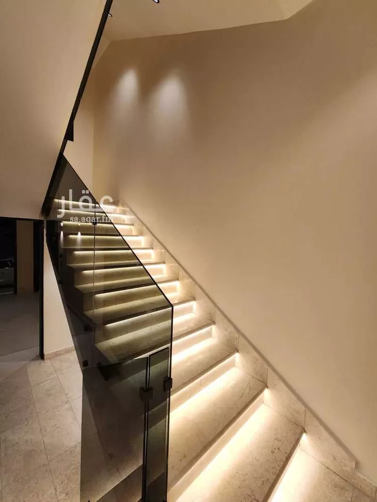 Floor for Sale in Riyadh Dhahrat Al Badi'ah 9