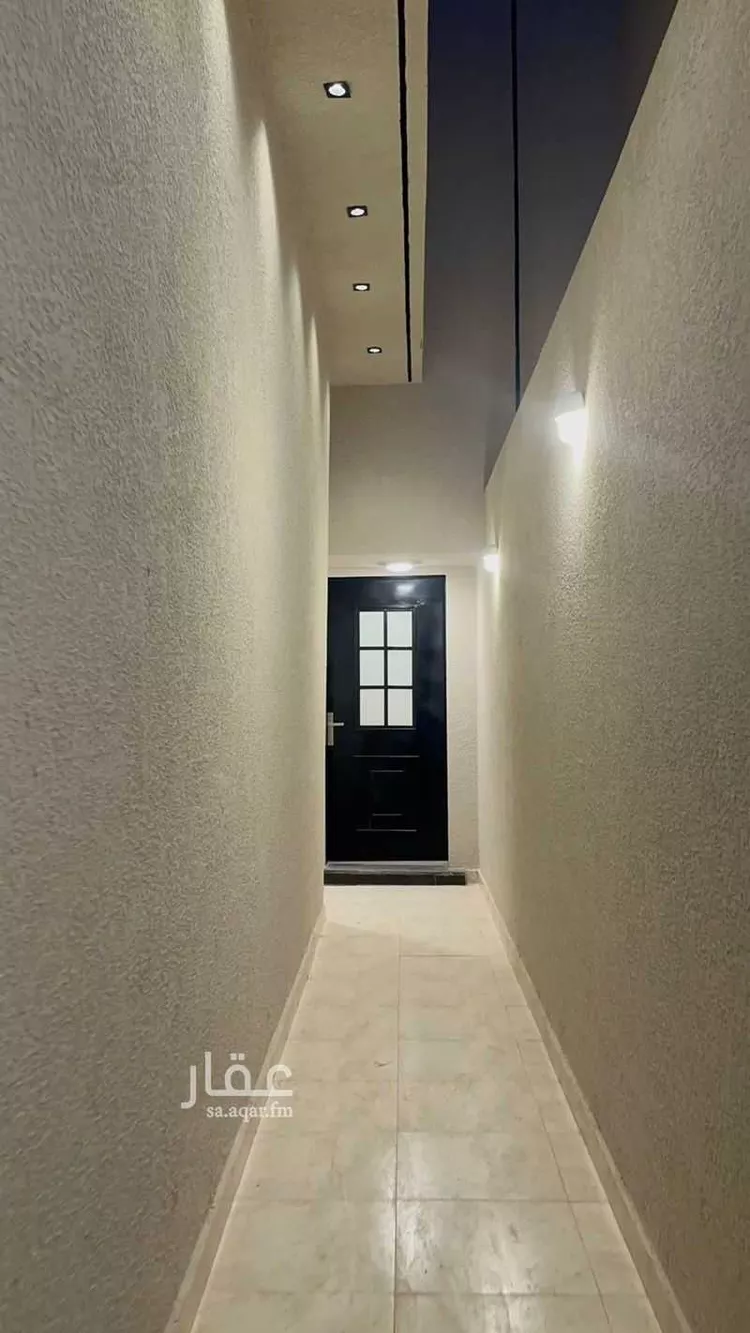 فيلا للبيع في شارع أبي إسحاق الحمزي ، حي الشرق ، الرياض ، منطقة الرياض صورة 4