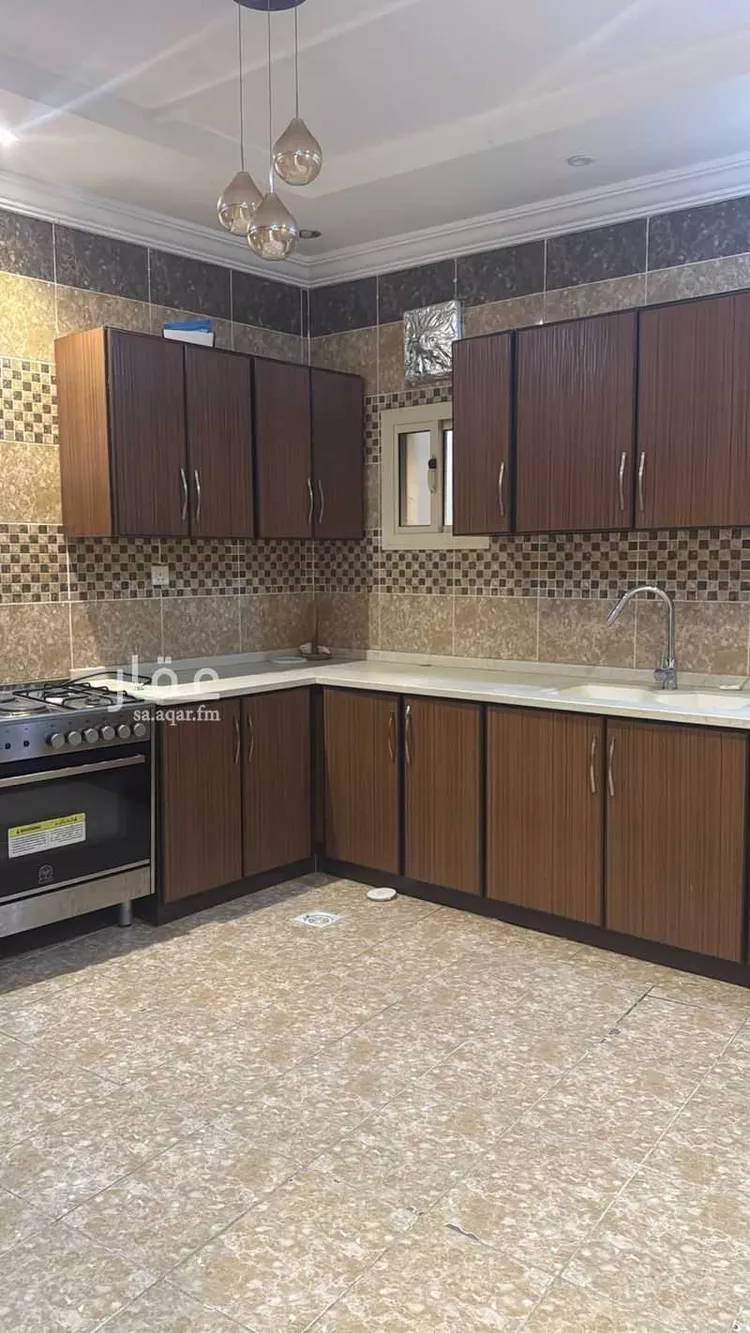 عمارة للإيجار في شارع الحسن الهمداني, حي الأمير فواز الجنوبى, مدينة جدة, منطقة مكة المكرمة