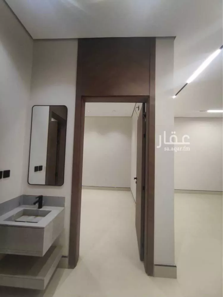 فيلا للبيع في شارع السقائف, حي طويق, مدينة الرياض, منطقة الرياض 12