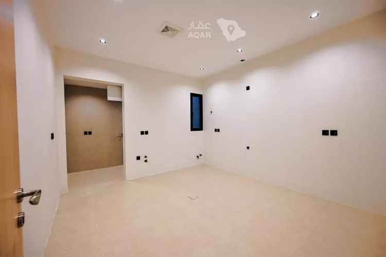 Apartment for Sale in Dammam Ash Shulah 12