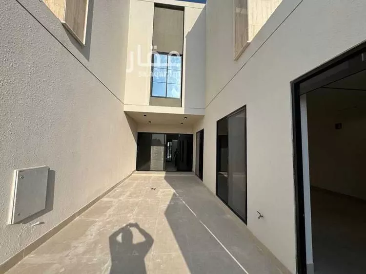 فيلا للبيع في شارع عبدالرحمن ابن كعب الانصاري, حي الأمواج, مدينة الخبر, المنطقة الشرقية 7