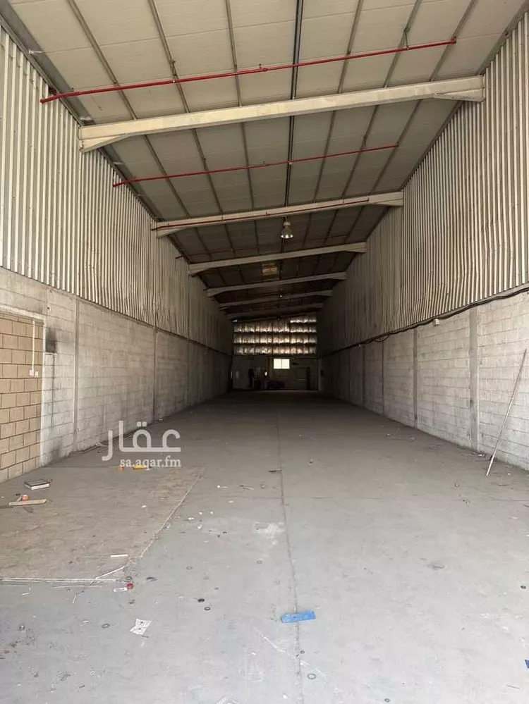 مستودع للإيجار في شارع 2499808, حي منطقة المستودعات, مدينة القطيف, المنطقة الشرقية صورة 3