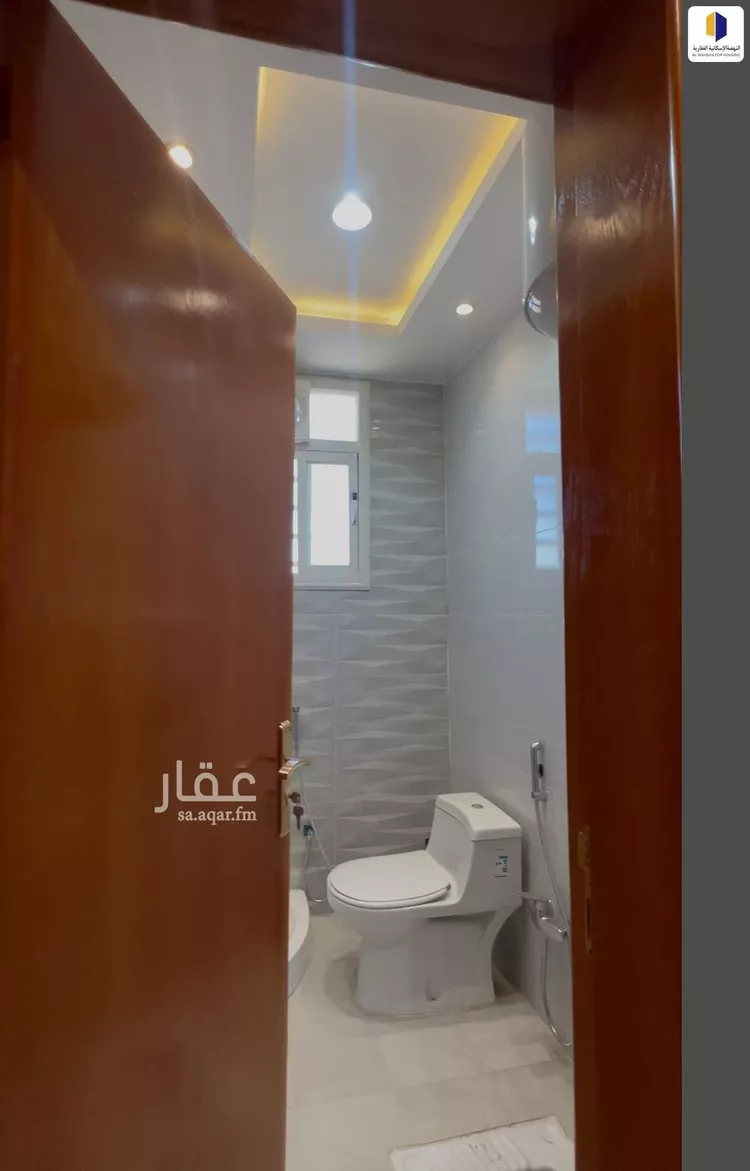 شقة للبيع في شارع 42 الزهور, حي الزهور, مدينة ابها, منطقة عسير صورة 4