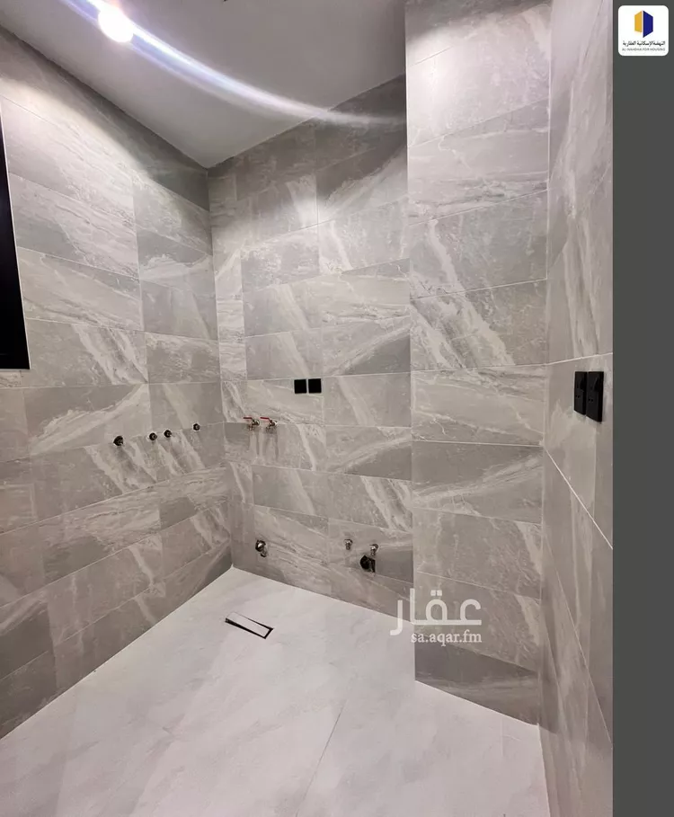 شقة للبيع في شارع الصعيدان, حي المروج, مدينة أبها, منطقة عسير صورة 5