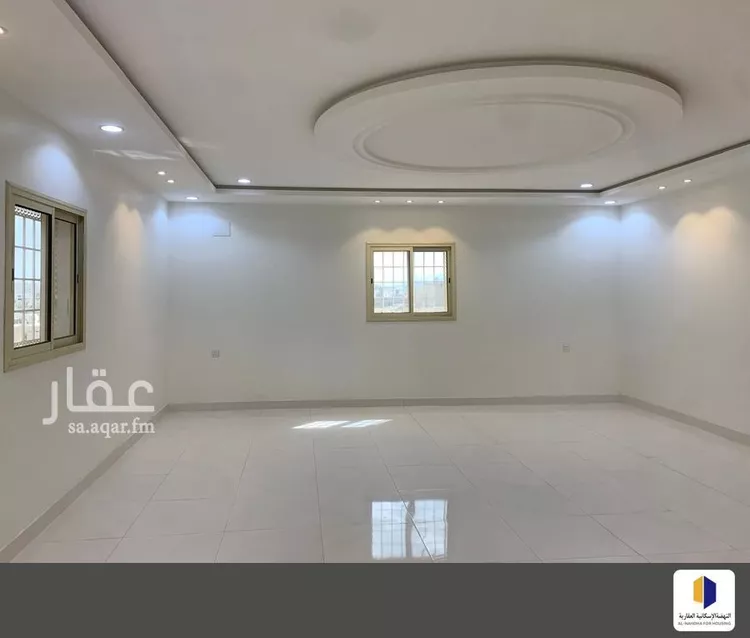 شقة للبيع في شارع الرفعة, حي الزهور, مدينة ابها, منطقة عسير صورة 3