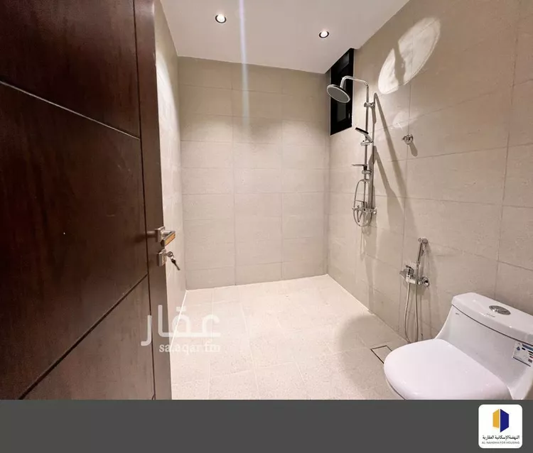 شقة للبيع في شارع بير عسكر, حي سلطانة, مدينة أبها, منطقة عسير صورة 4