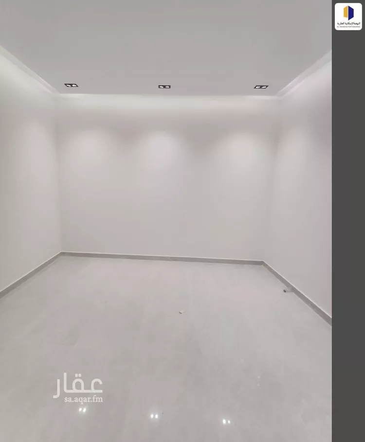 دور للبيع في شارع حسن الشاعر, حي الرمال, مدينة الرياض, منطقة الرياض صورة 2