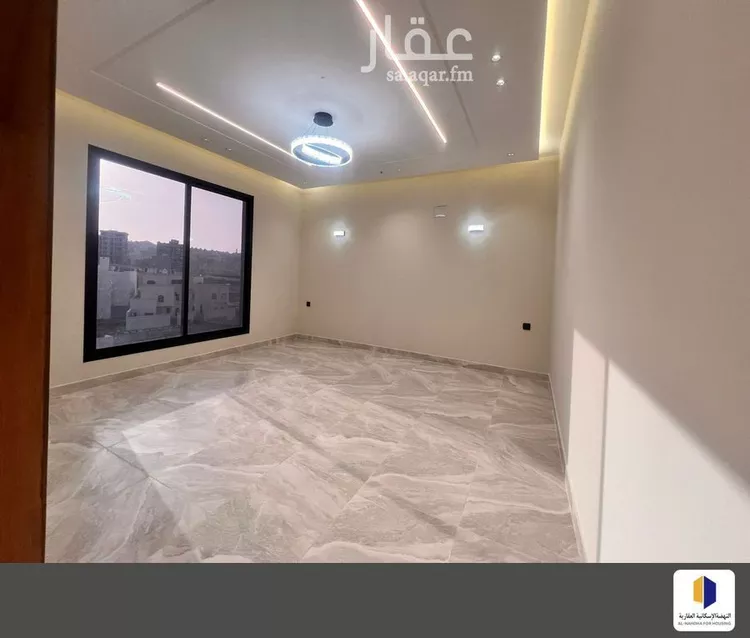شقة للبيع في شارع عمرو بن الجموح, حي البديع, مدينة ابها, منطقة عسير صورة 3