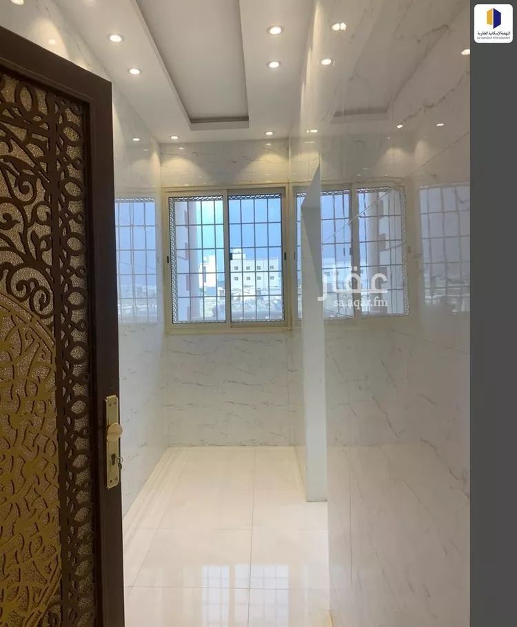 شقة للبيع في شارع الرفعة, حي الزهور, مدينة ابها, منطقة عسير صورة 4